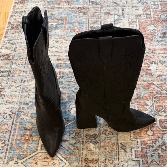 Fashion Nova Shoes - Black Western-Style/Cowboy Women's Boots